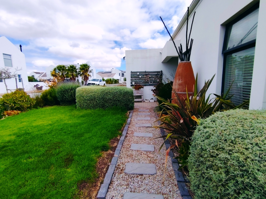 4 Bedroom Property for Sale in Shelley Point Western Cape